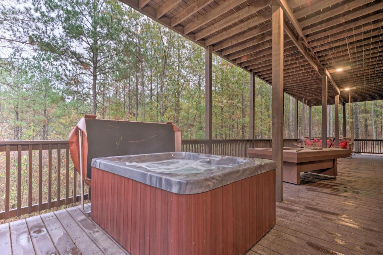 Broken Bow Cabin Deck With Hot Tub And Pool Table! エクステリア 写真
