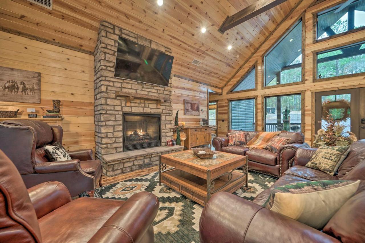 Broken Bow Cabin Deck With Hot Tub And Pool Table! エクステリア 写真