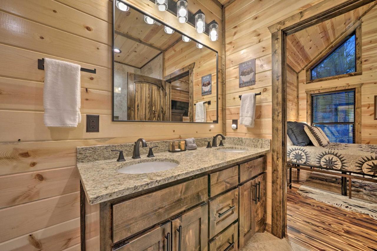 Broken Bow Cabin Deck With Hot Tub And Pool Table! エクステリア 写真