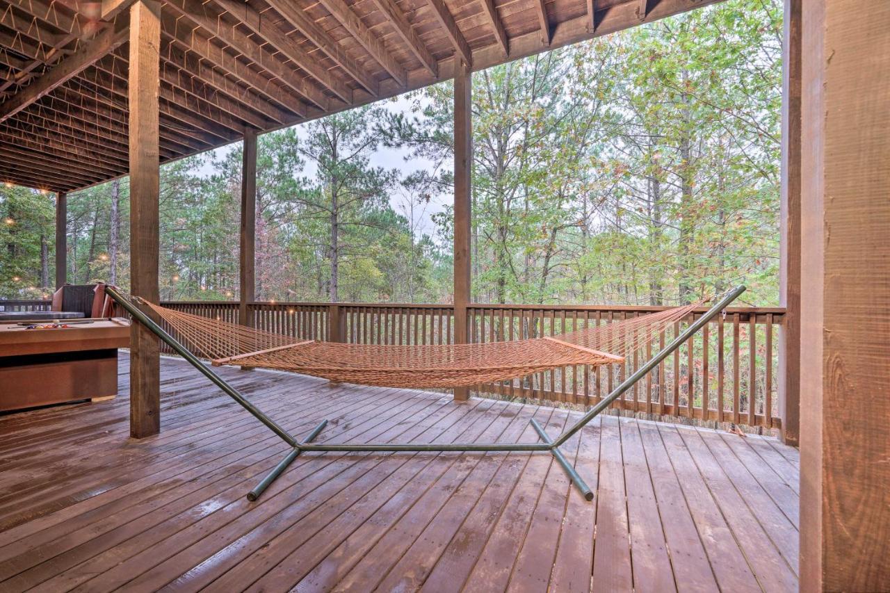Broken Bow Cabin Deck With Hot Tub And Pool Table! エクステリア 写真